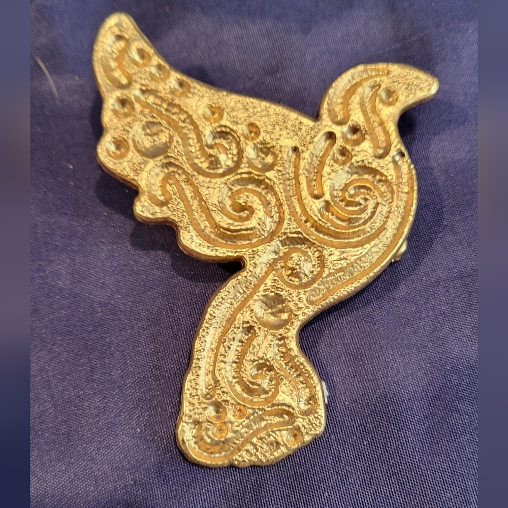 Nei.an Marcus Sweater Clip